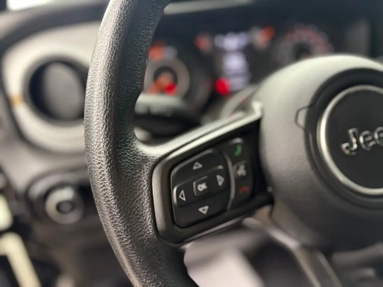 Jeep Wrangler - Image 25
