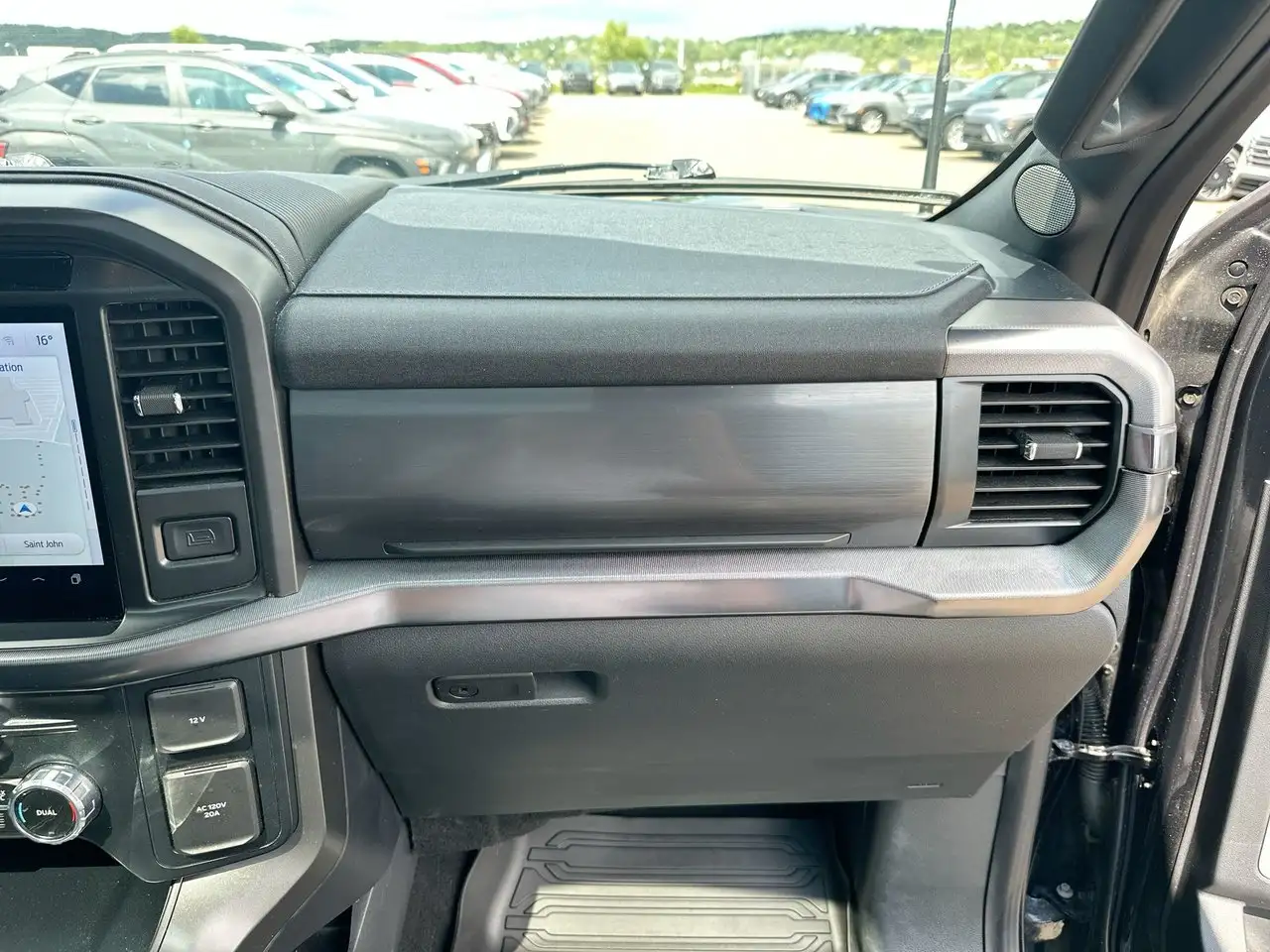 Ford F-150 - Image 44
