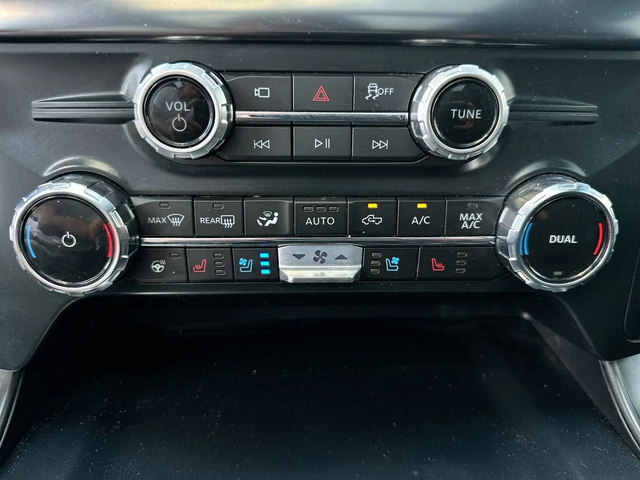Ford F-150 - Image 27