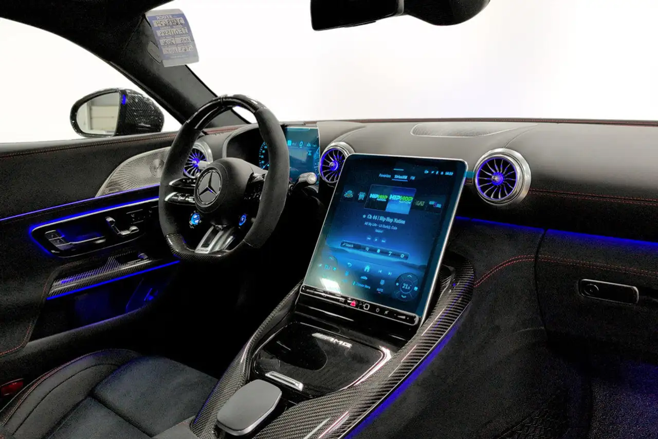 Mercedes-Benz AMG GT - Image 7