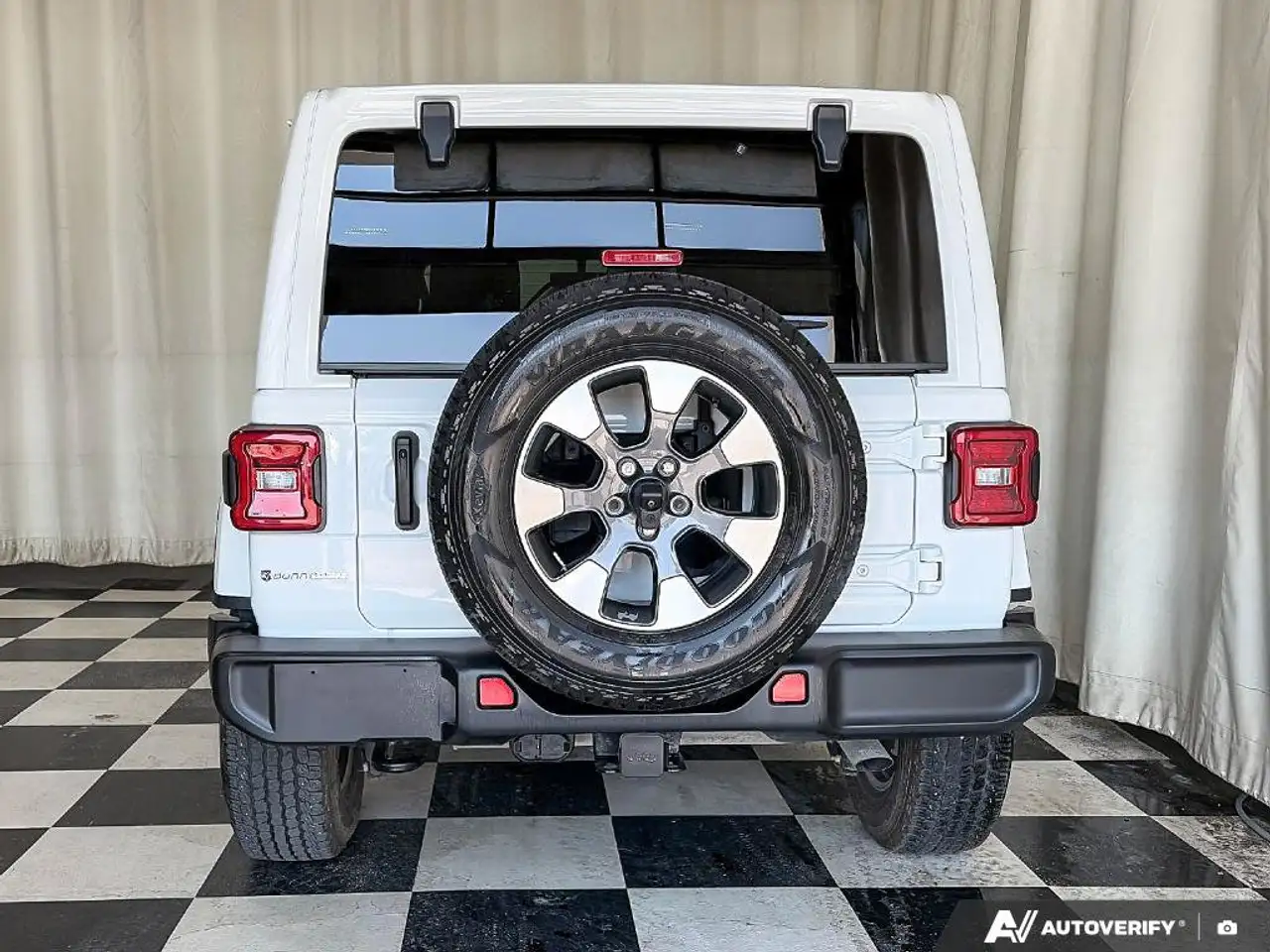 Jeep Wrangler - Image 5