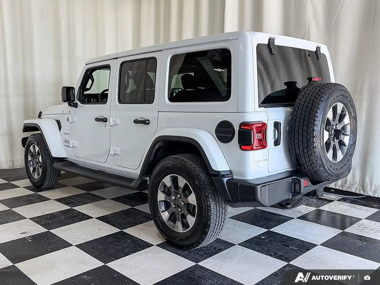 Jeep Wrangler - Image 4