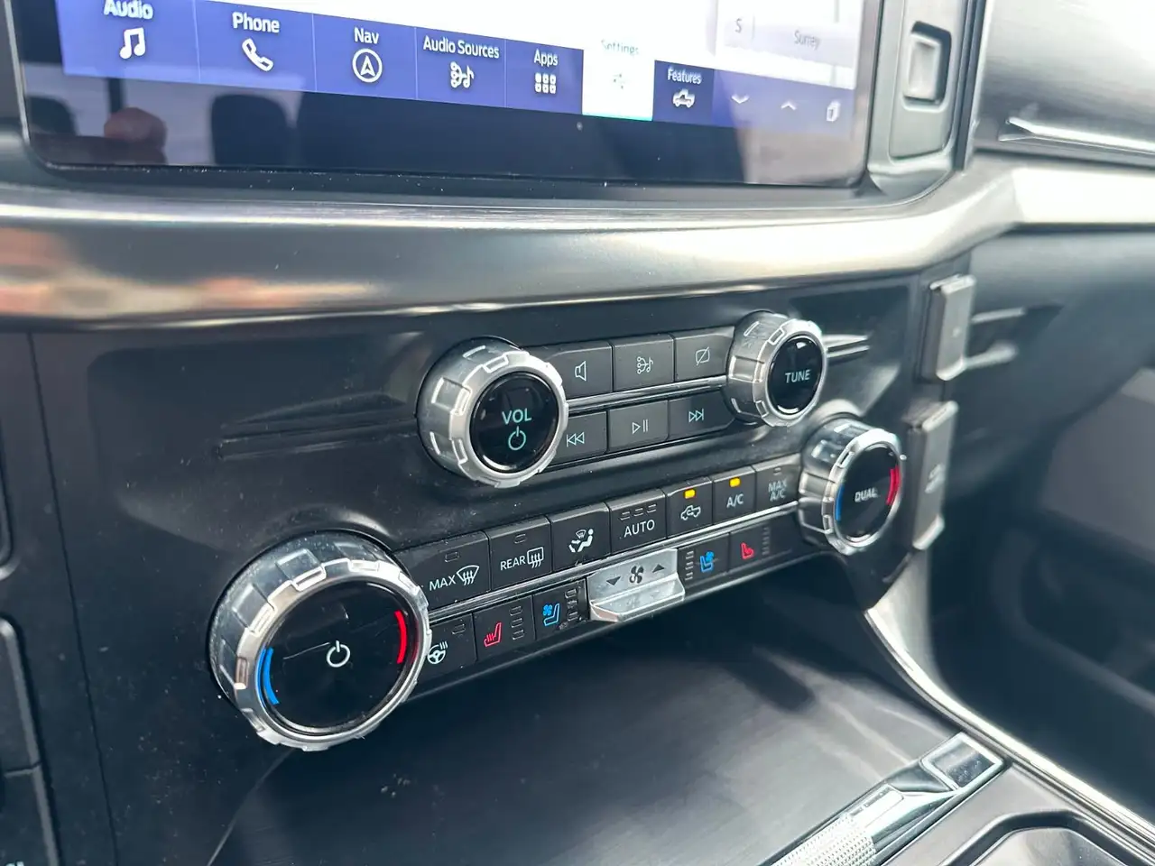 Ford F-150 - Image 24