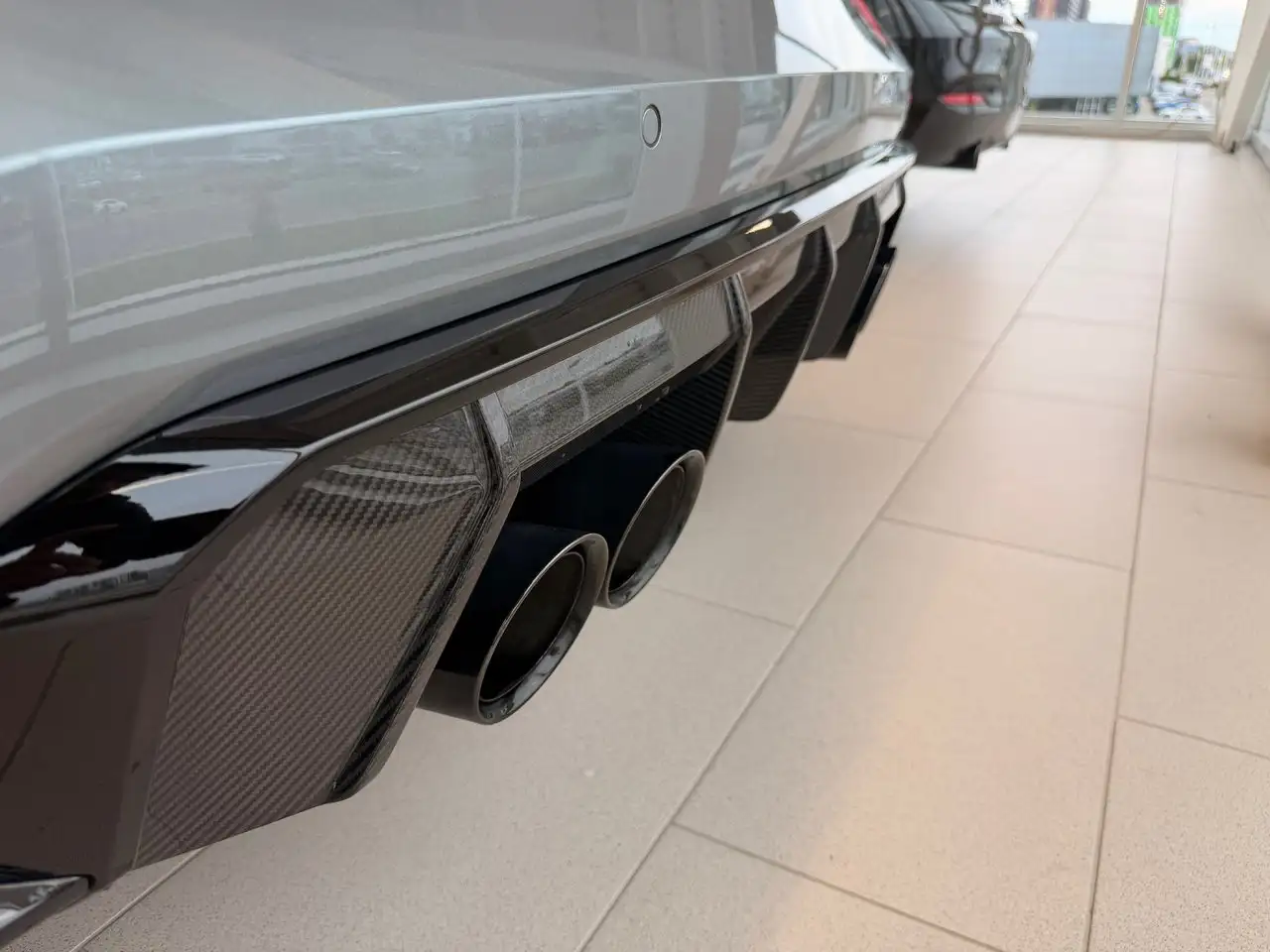 BMW M3 - Image 8