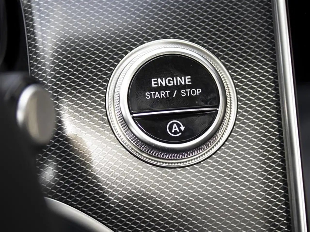 Mercedes-Benz GLC - Image 9