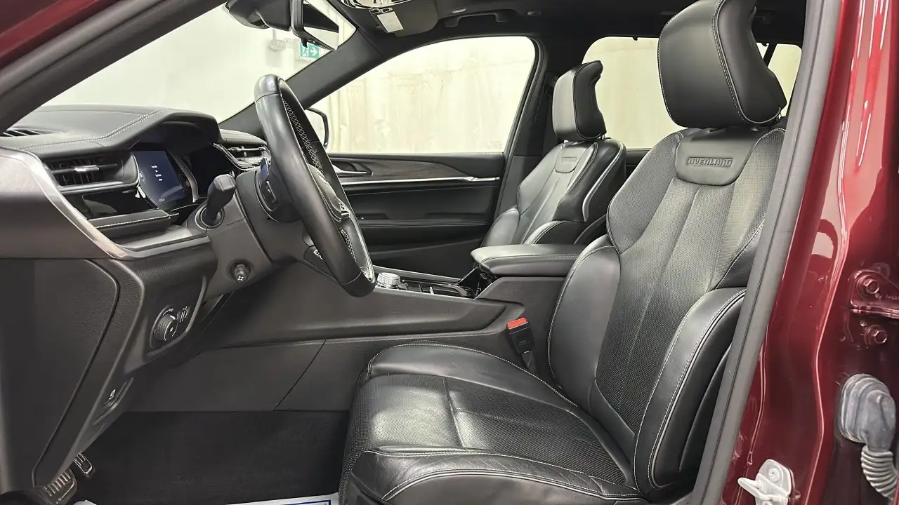 Jeep Grand Cherokee - Image 10