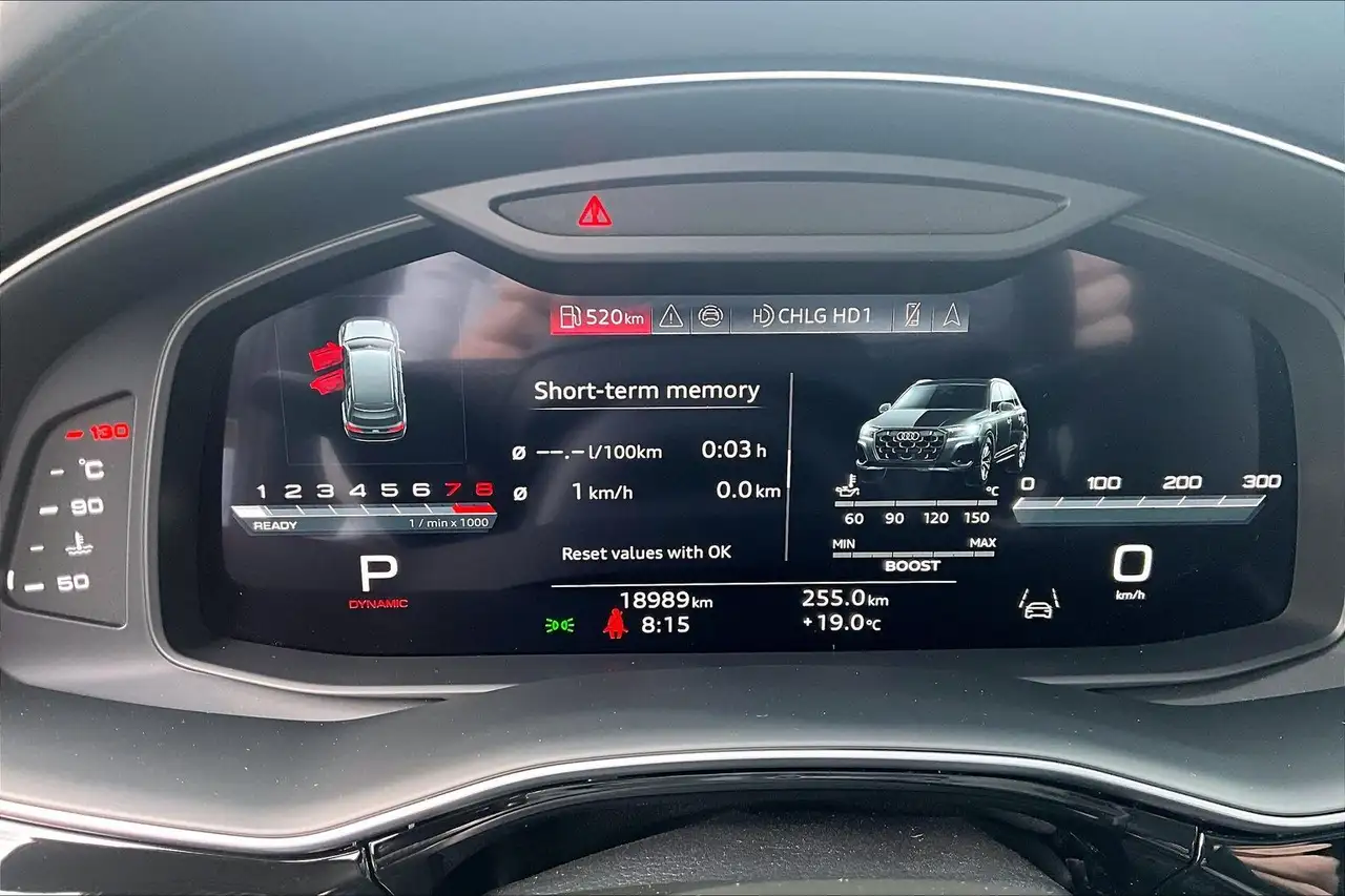Audi SQ7 - Image 13