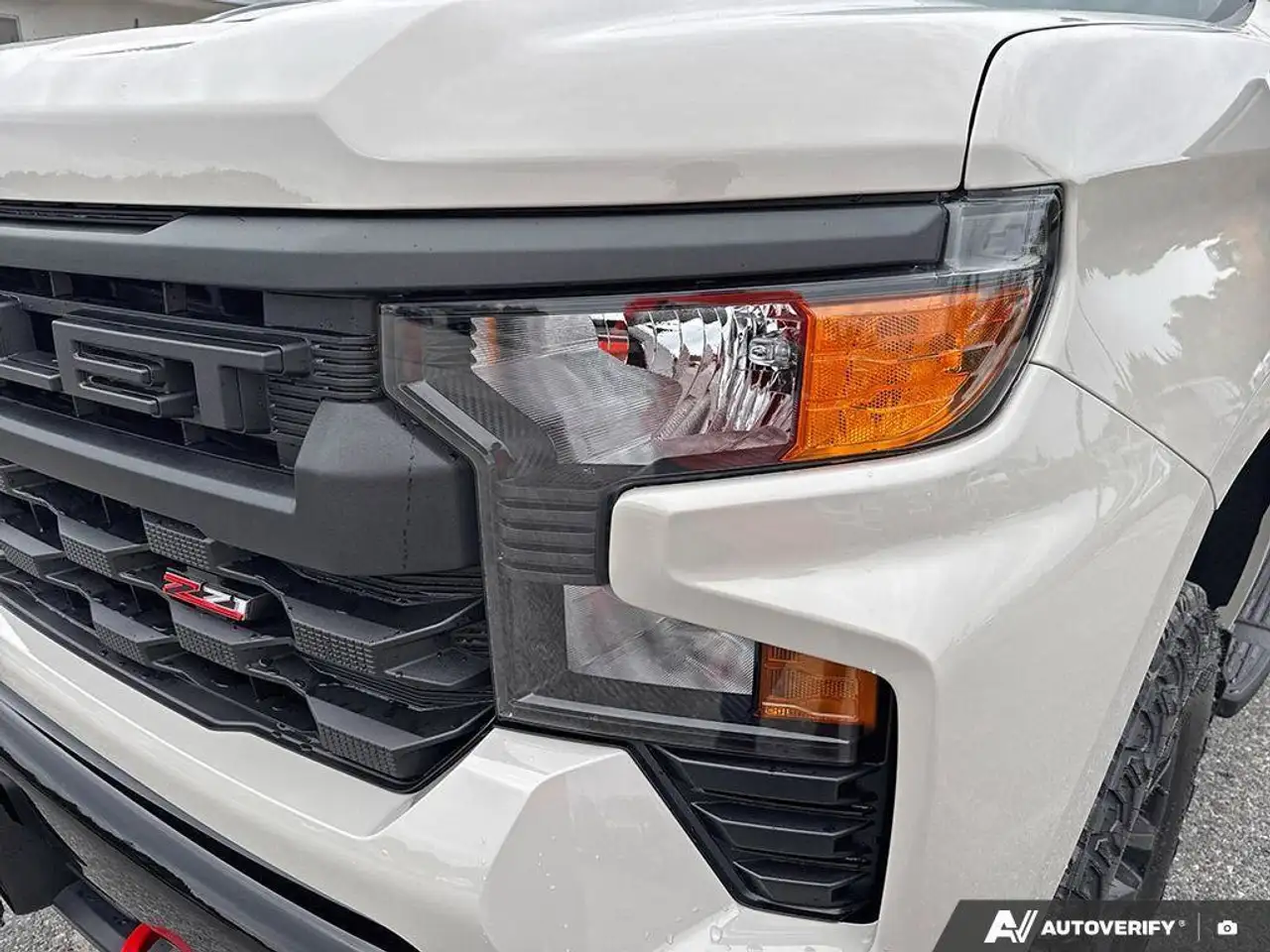 Chevrolet Silverado 1500 - Image 11