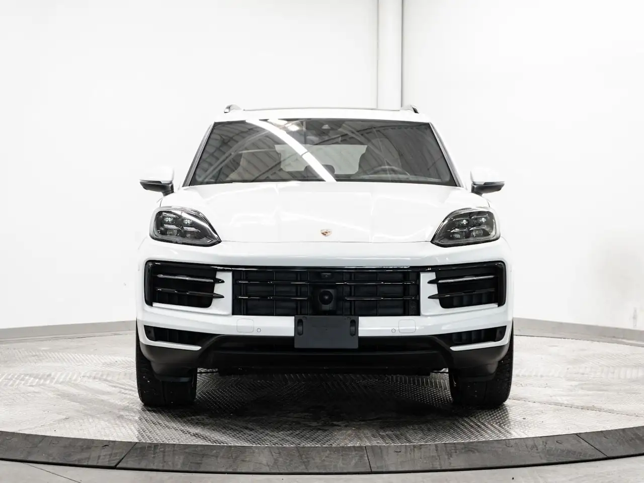 Porsche Cayenne - Image 8