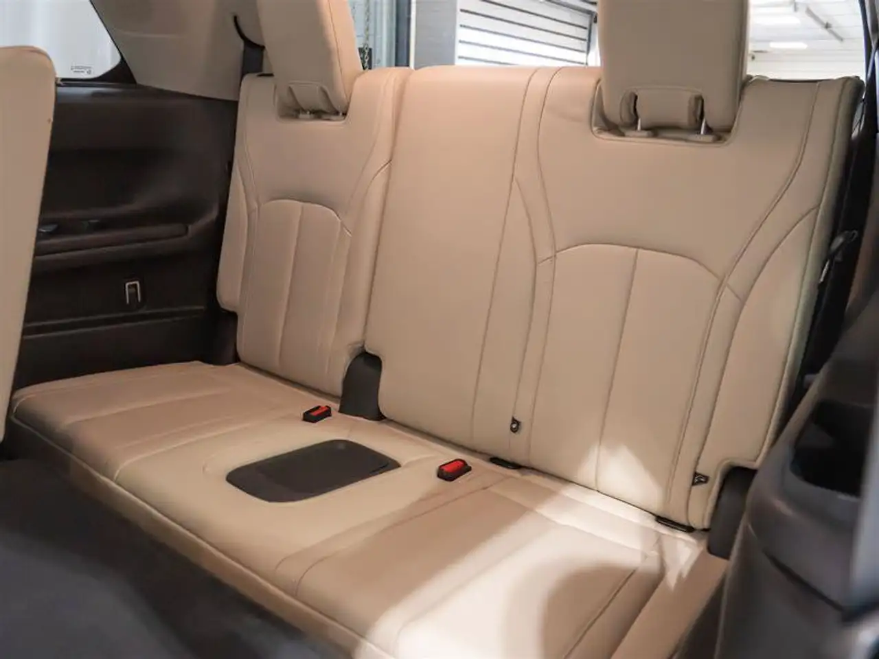 Infiniti QX60 - Image 12