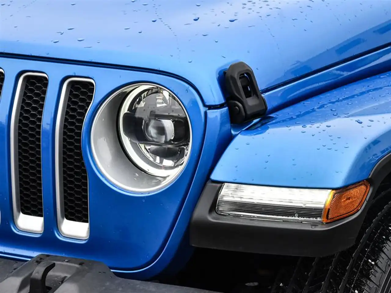Jeep Wrangler - Image 9