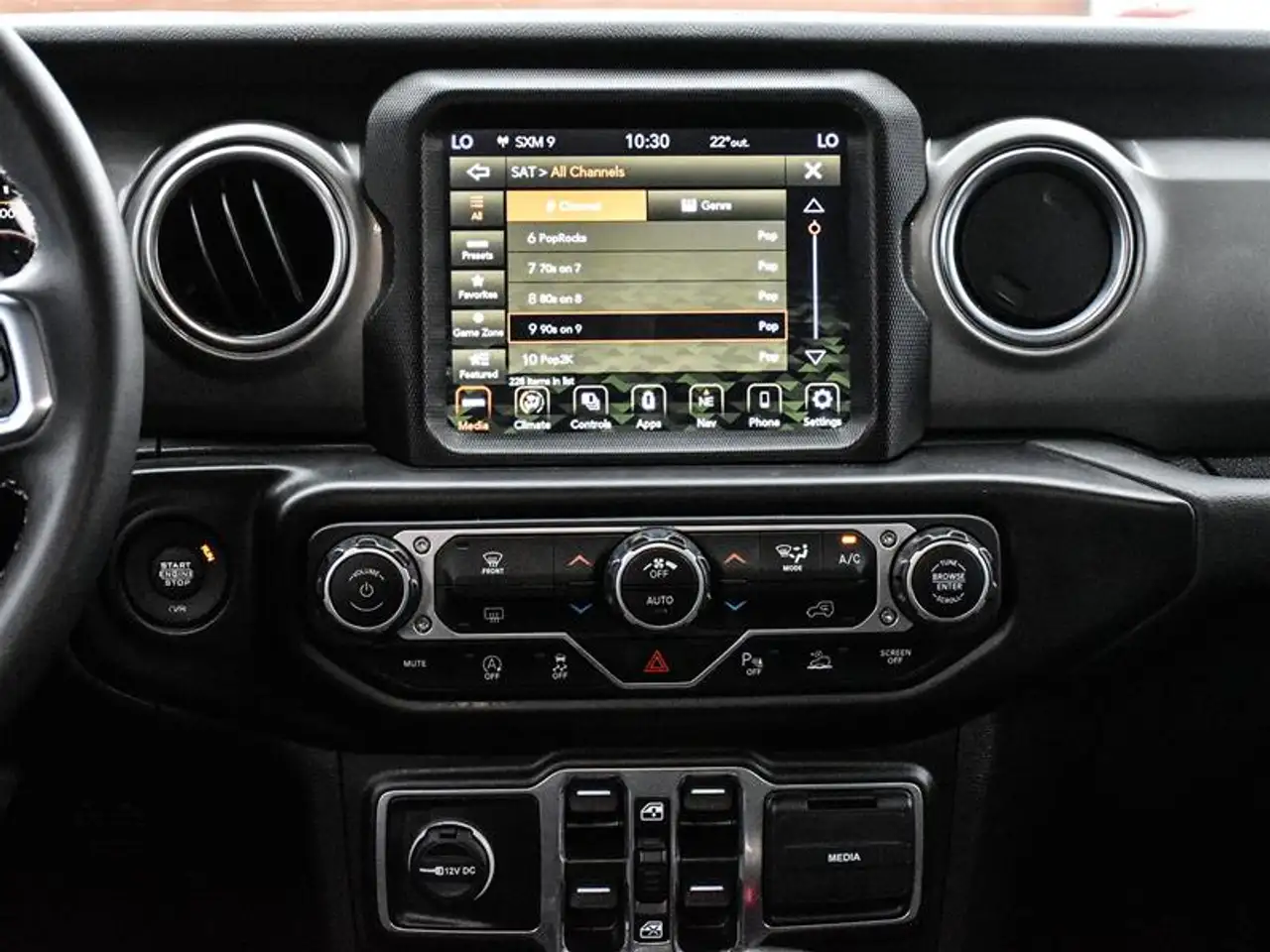 Jeep Wrangler - Image 15