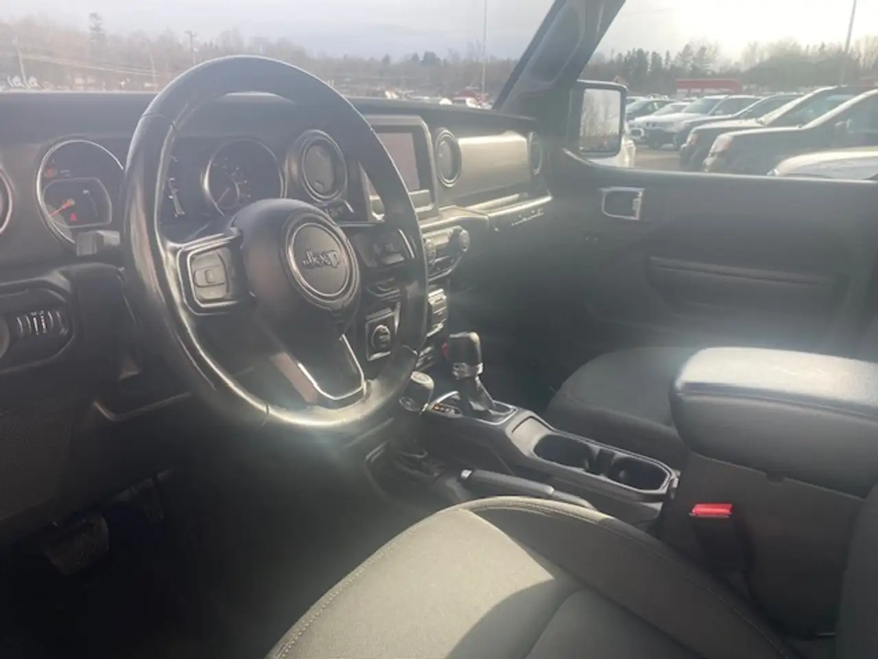 Jeep Wrangler - Image 7