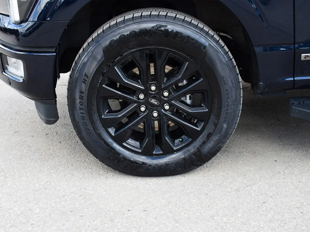 Ford F-150 - Image 8