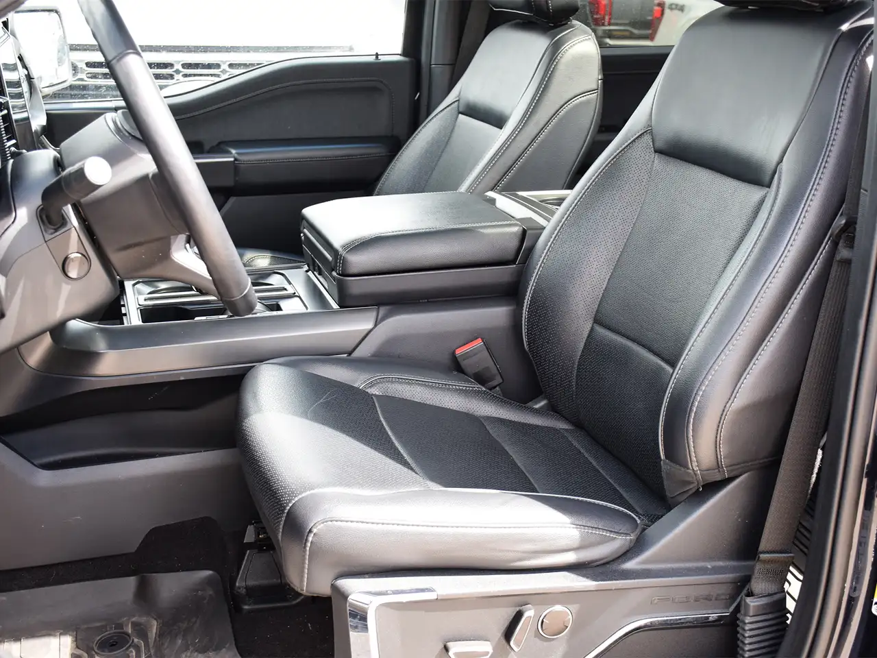 Ford F-150 - Image 13