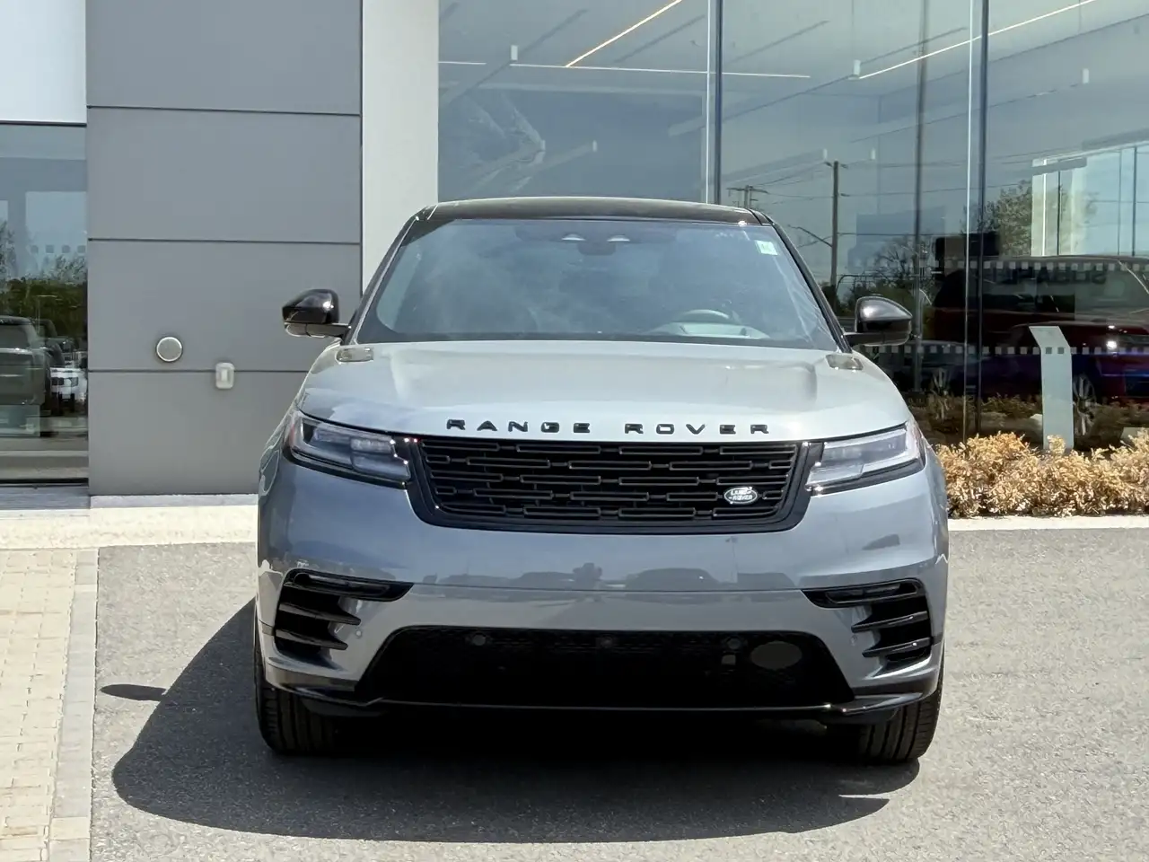 Land Rover Range Rover Velar - Image 2