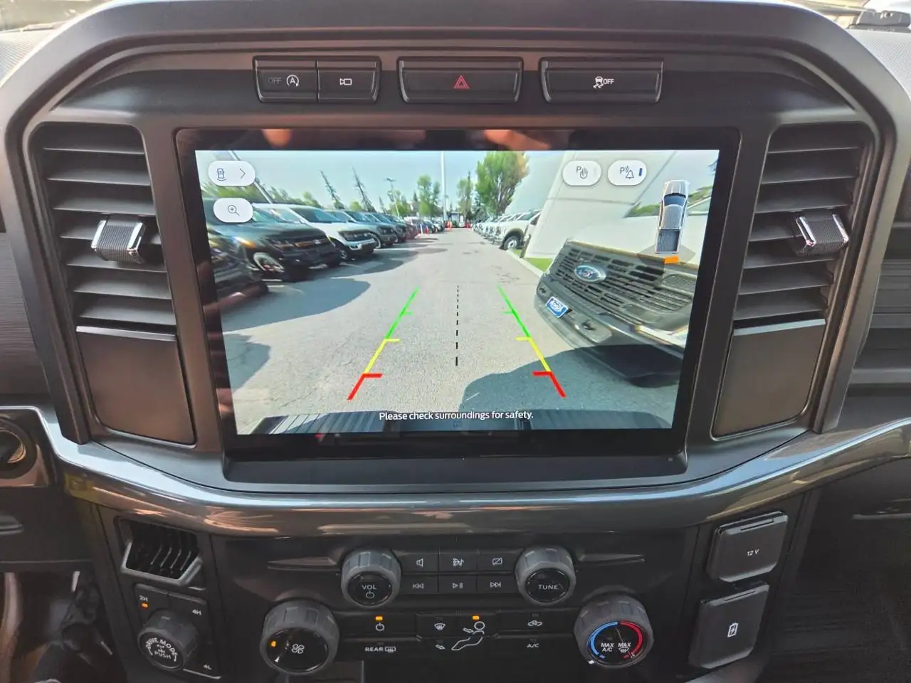Ford F-150 - Image 19