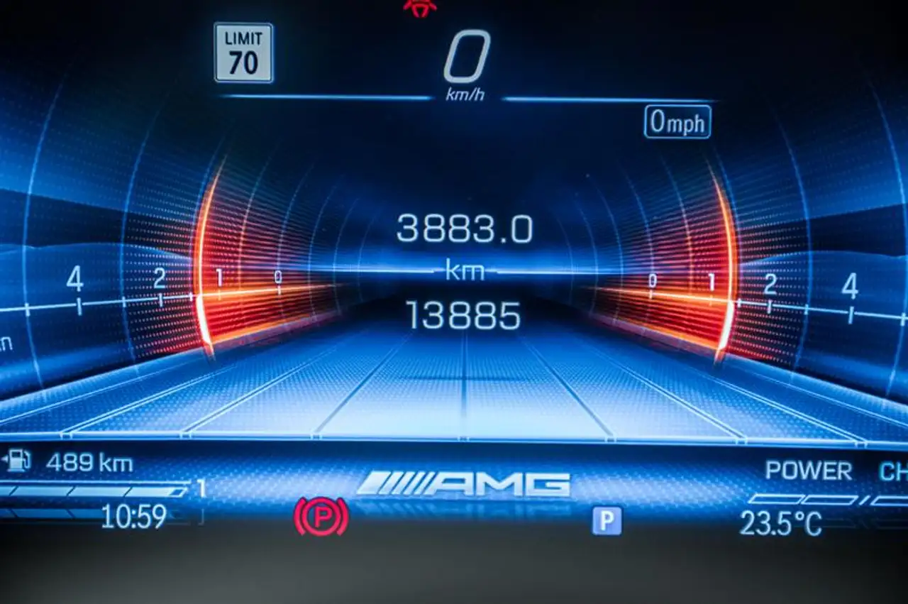 Mercedes-Benz CLA - Image 24