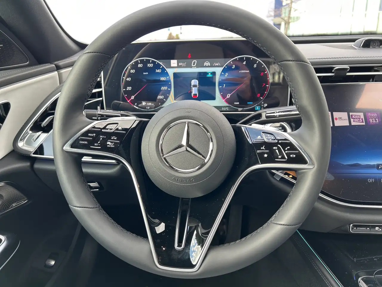 Mercedes-Benz E-Class - Image 14