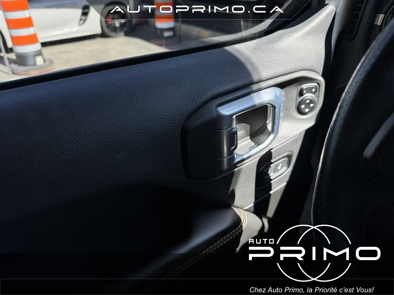 Jeep Wrangler - Image 15