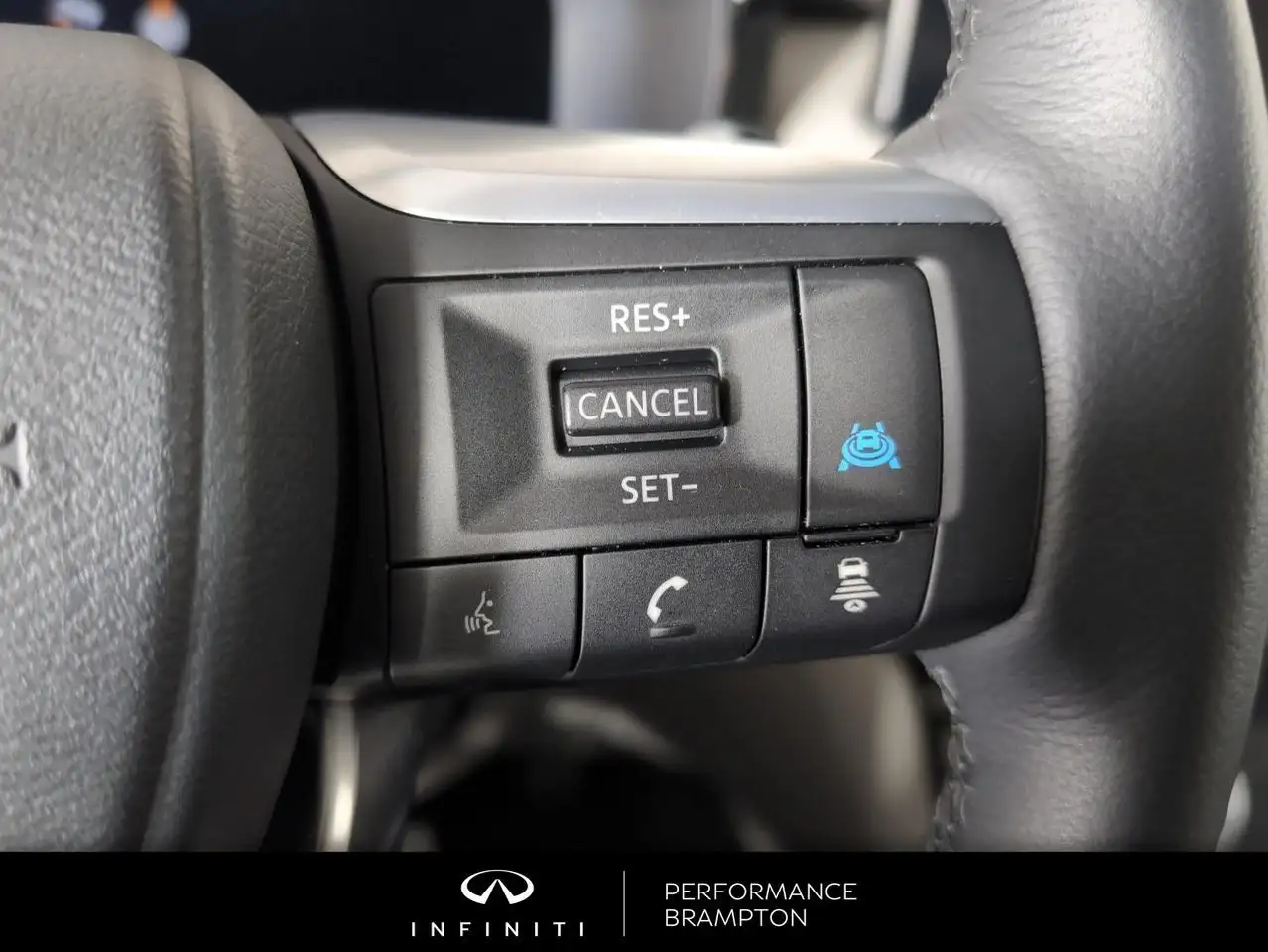 Infiniti QX60 - Image 21