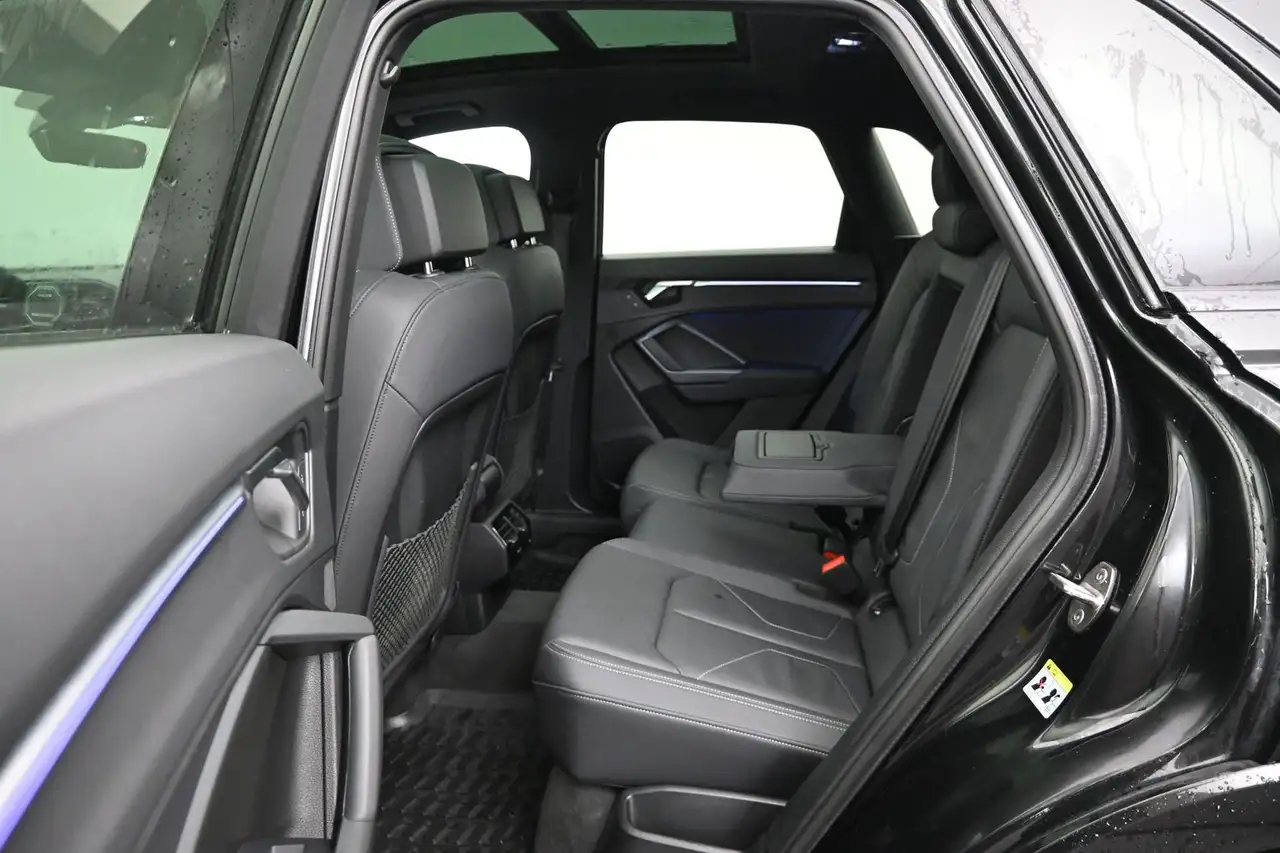 Audi Q3 - Image 23