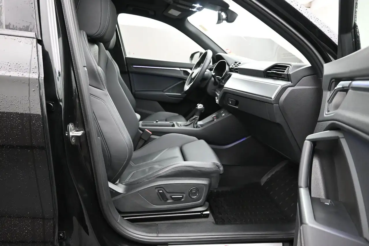 Audi Q3 - Image 33