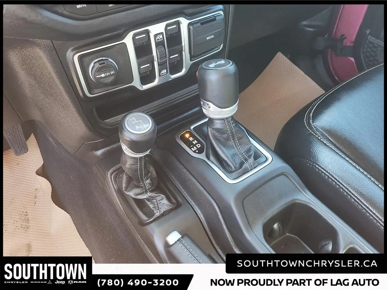 Jeep Wrangler - Image 14