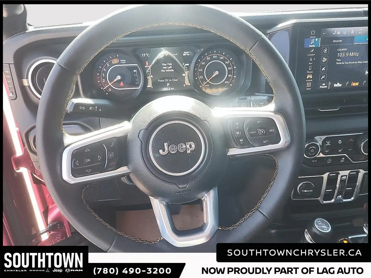 Jeep Wrangler - Image 11