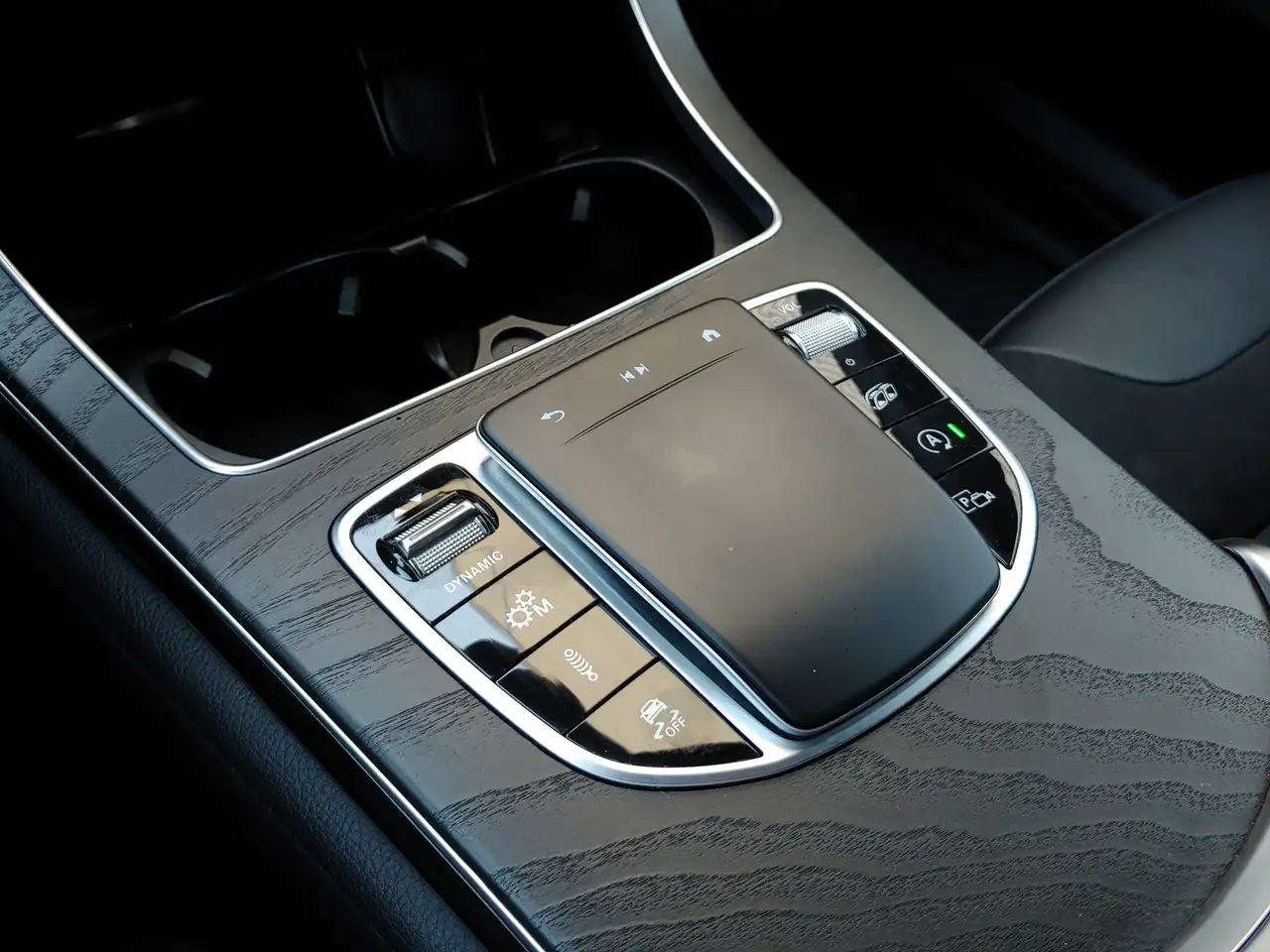 Mercedes-Benz GLC - Image 30