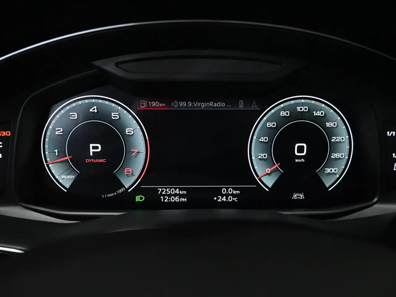 Audi Q8 - Image 13