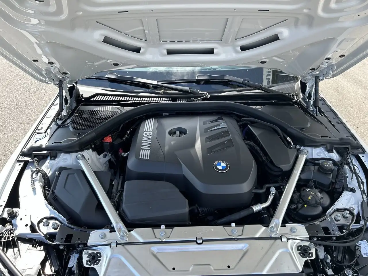 BMW 4 Series - Image 33
