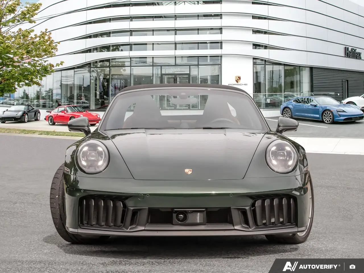 Porsche 911 - Image 8