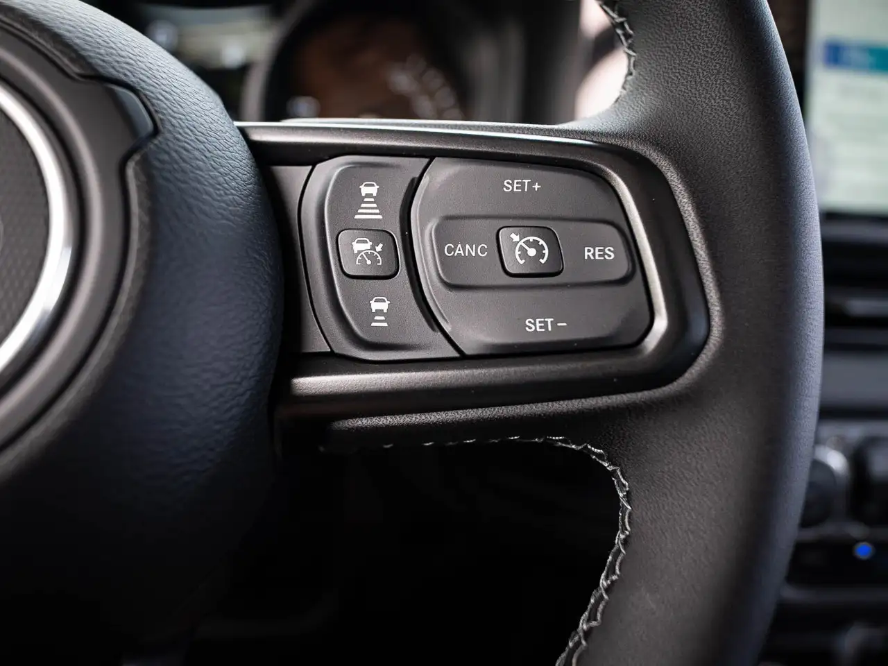 Jeep Wrangler - Image 13