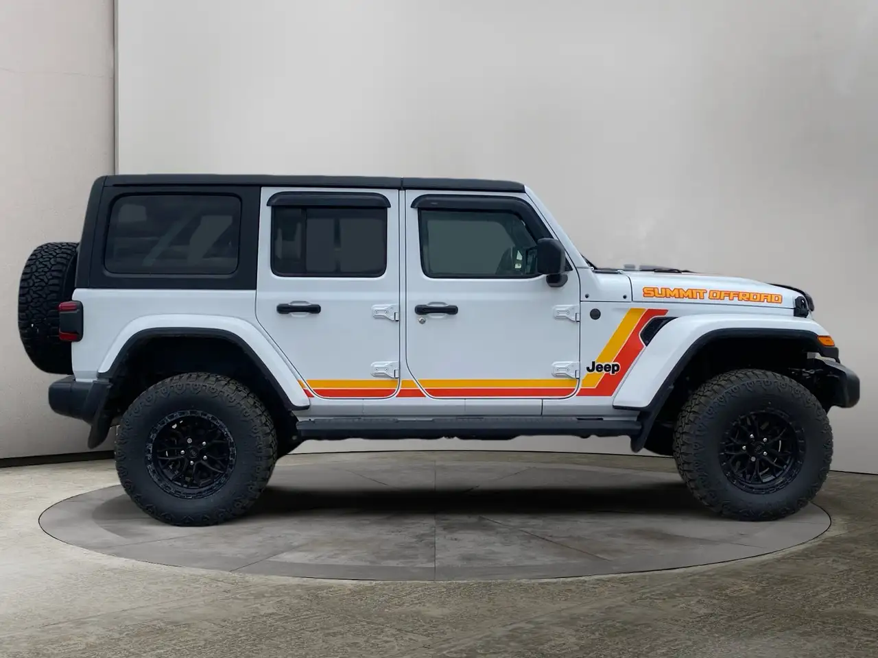 Jeep Wrangler - Image 6