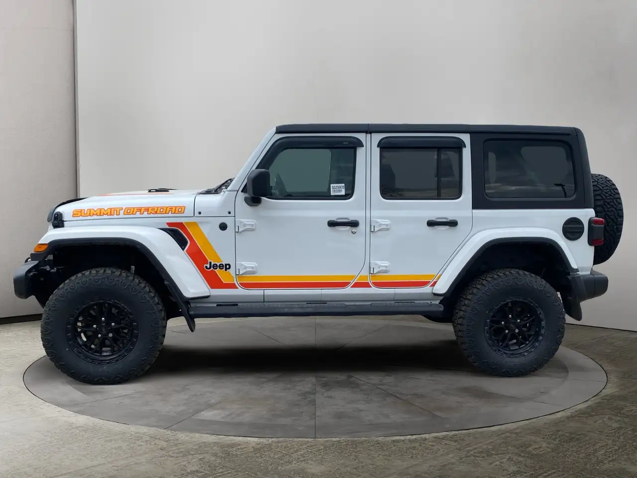 Jeep Wrangler - Image 2