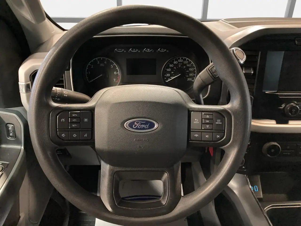 Ford F-150 - Image 30