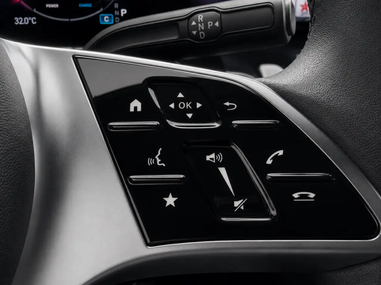 Mercedes-Benz GLA - Image 17