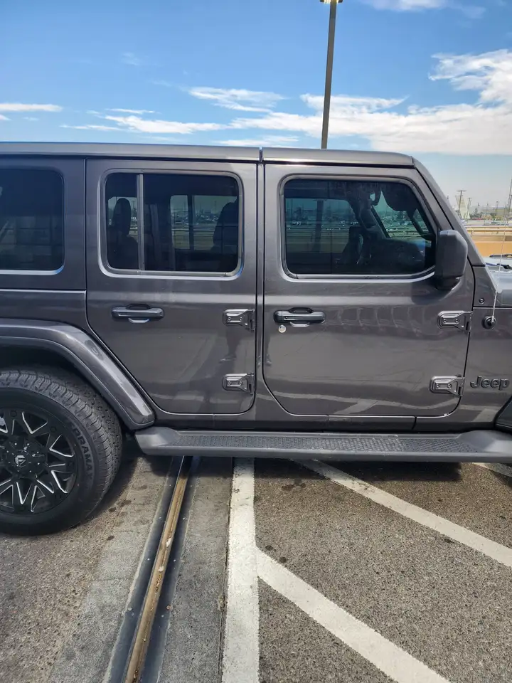 Jeep Wrangler - Image 4