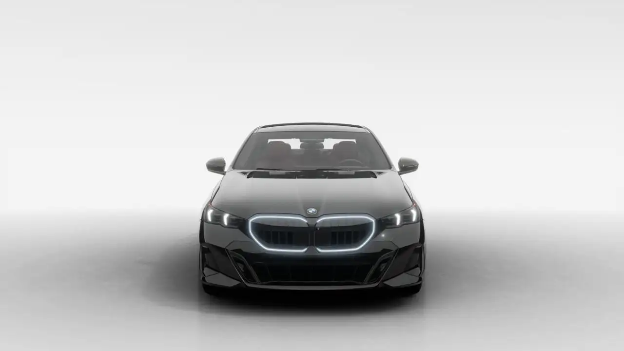 BMW 5 Series - Image 3