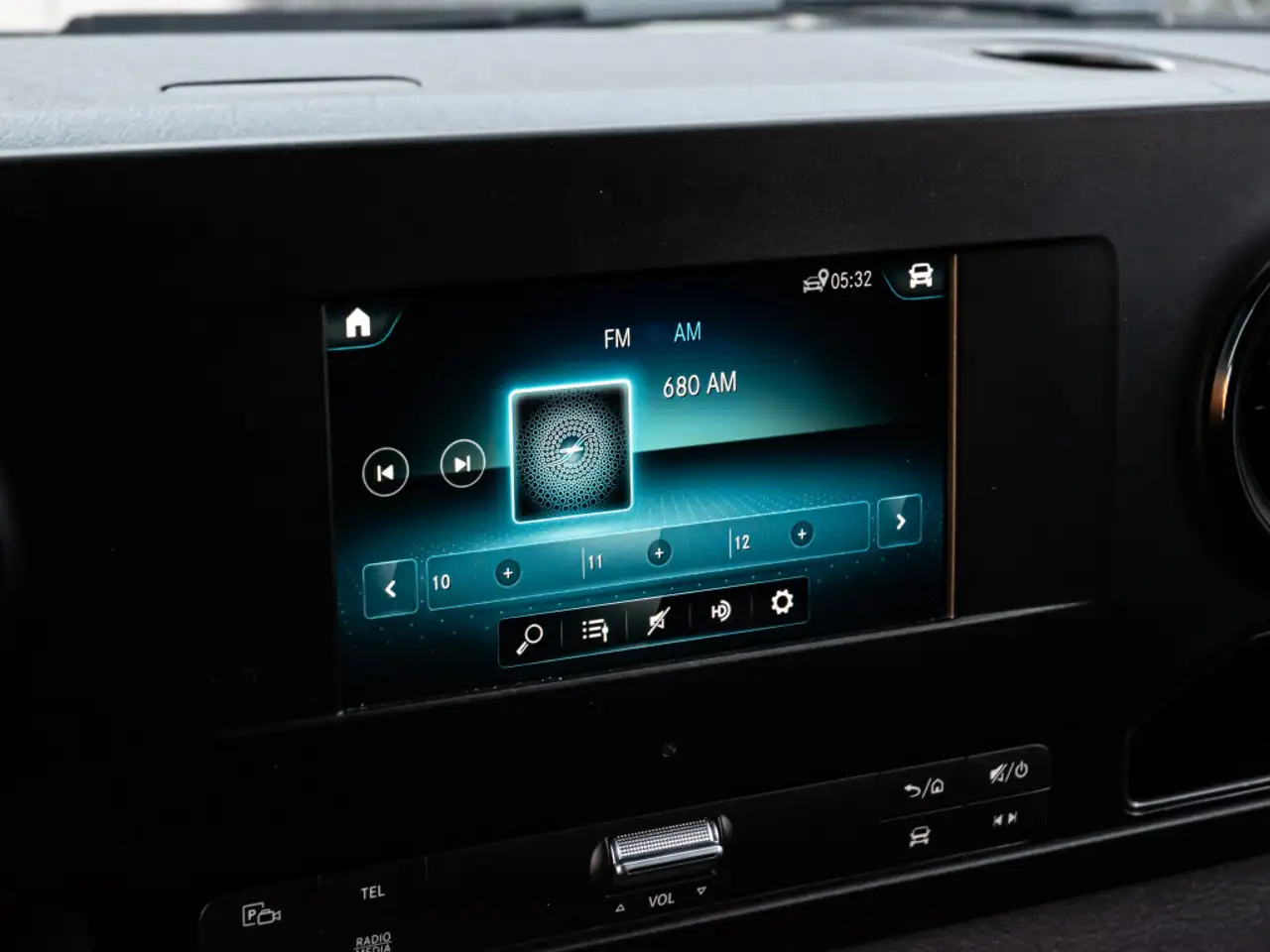 Mercedes-Benz Sprinter - Image 18