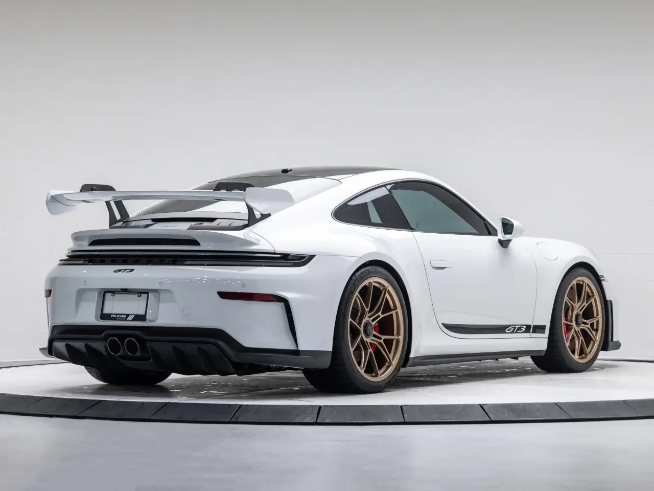 Porsche 911 - Image 16
