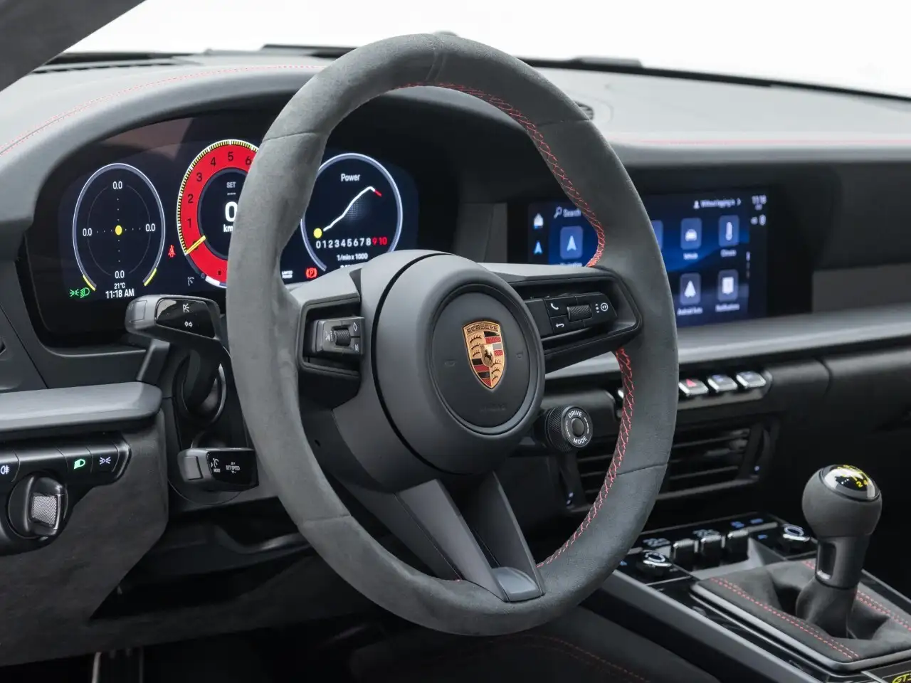 Porsche 911 - Image 22
