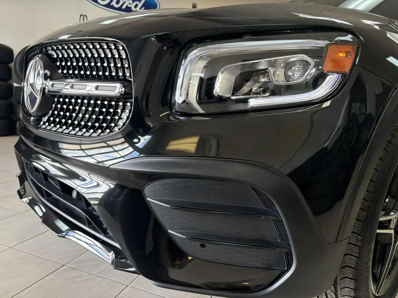 Mercedes-Benz GLB - Image 9
