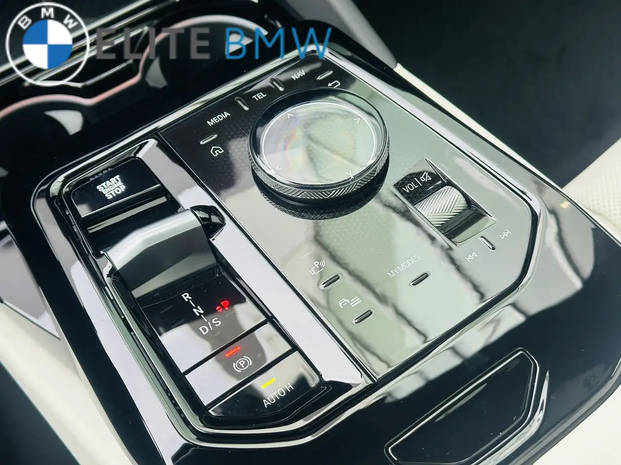 BMW 5 Series - Image 19