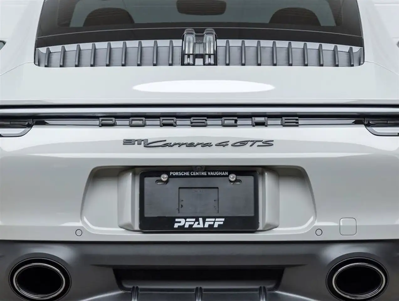 Porsche 911 - Image 16