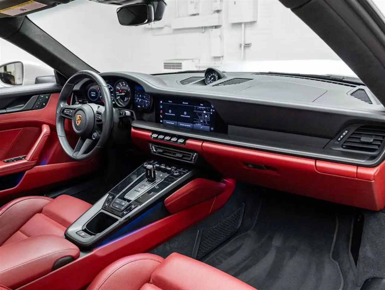 Porsche 911 - Image 45
