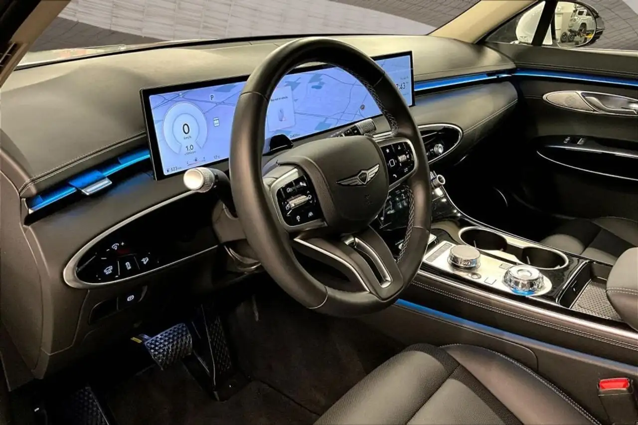 Genesis GV70 - Image 19