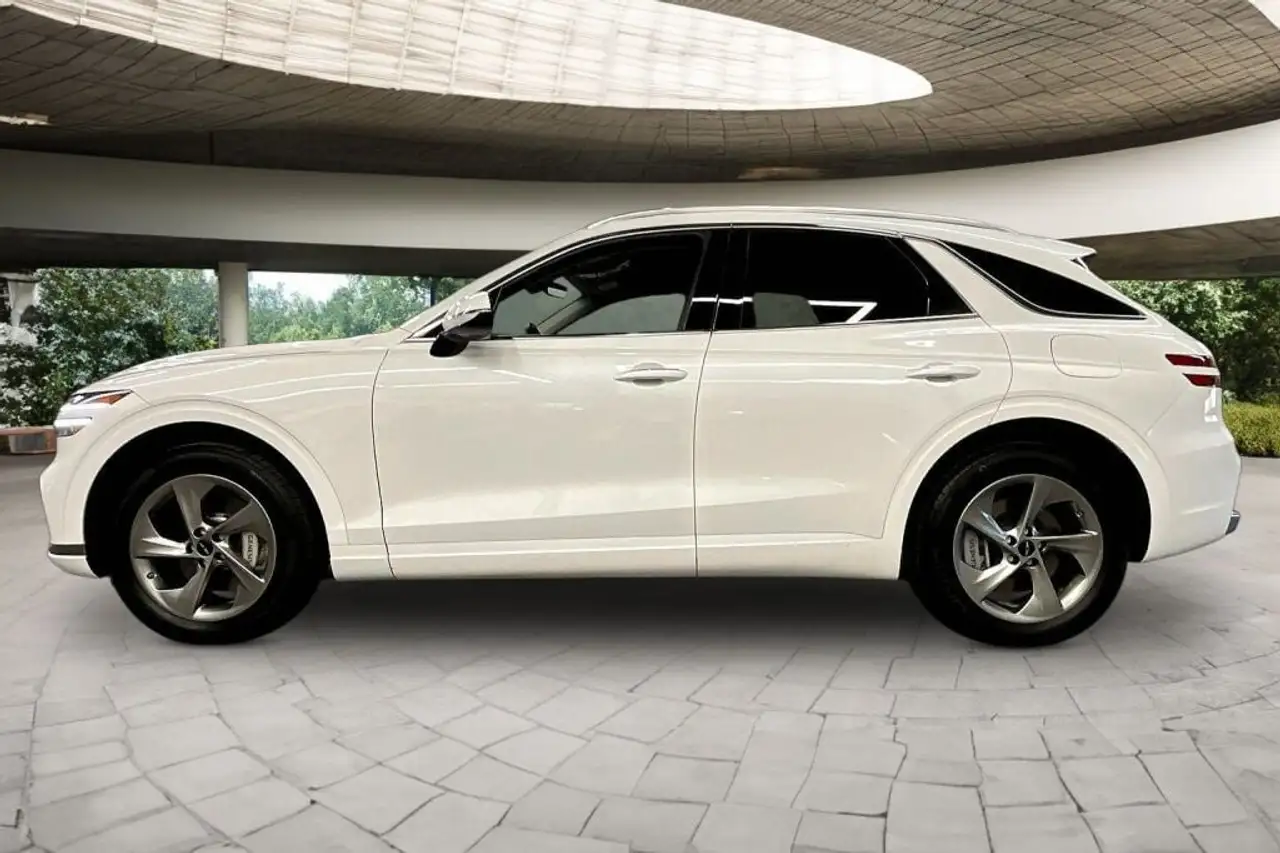 Genesis GV70 - Image 4