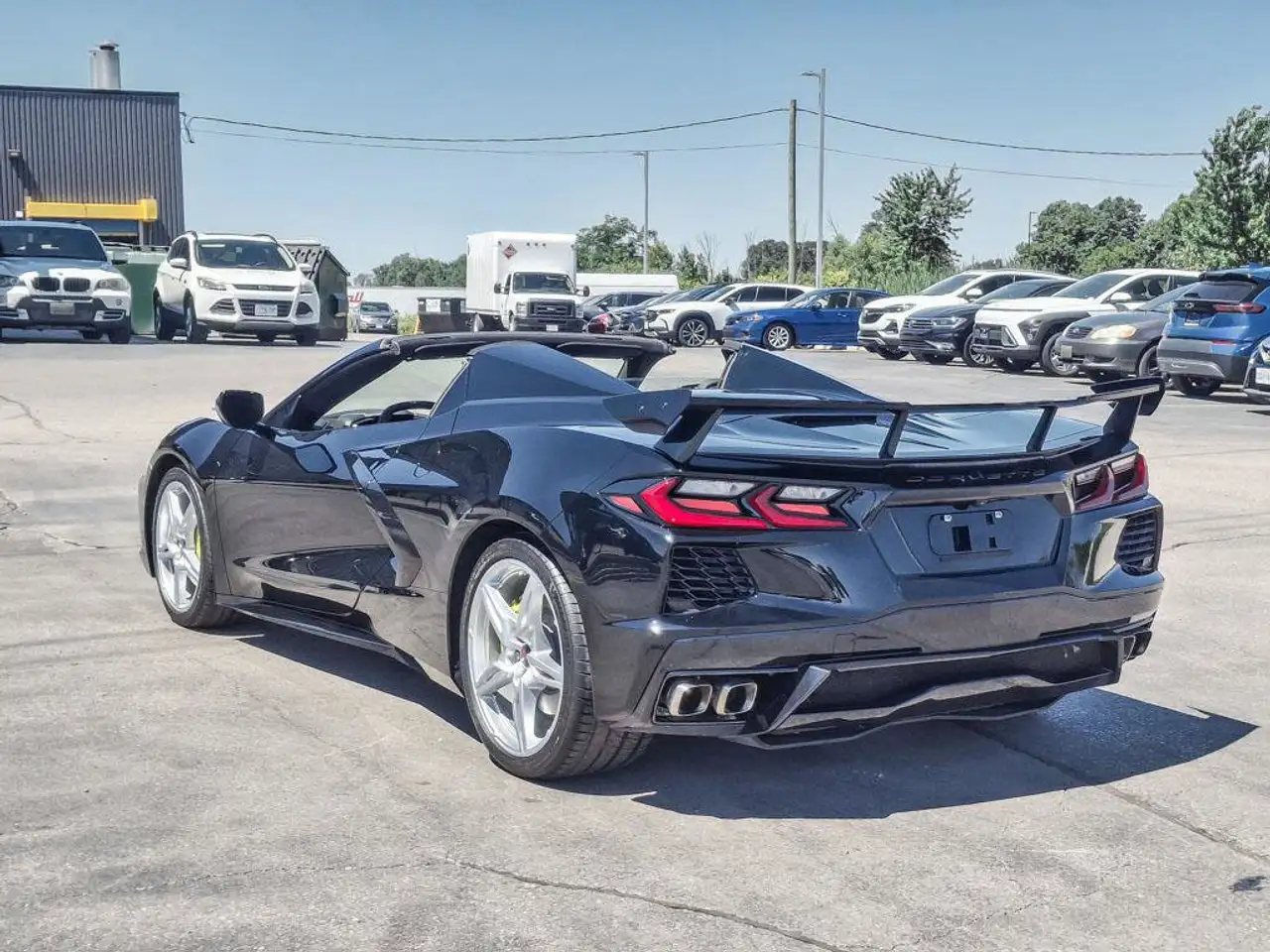 Chevrolet Corvette - Image 11